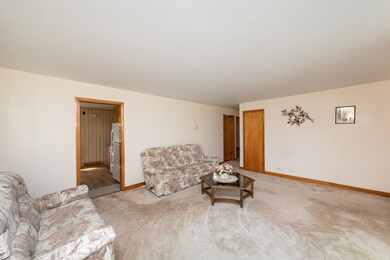 4418 Ruby St, Schiller Park, IL 60176 - photo 3