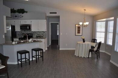 Kitchen-Breakfast Nook