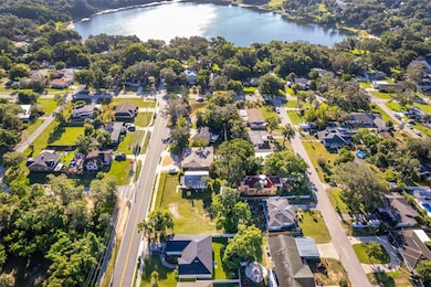 1420 E Lakeview Ave, Eustis, FL 32726 - photo 6