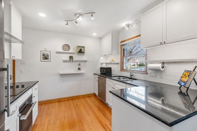 2908 30th Ave NE, Saint Anthony, MN 55418 - photo 7