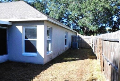 4217 Sky Flower Ln, Saint Cloud, FL 34772 - photo 3