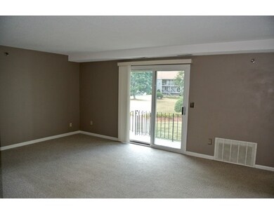 64 Tennis Plaza Rd unit 21, Dracut, MA 01826 - photo 5
