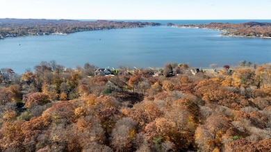 1491 Waukazoo Dr, Holland, MI 49424 - photo 6