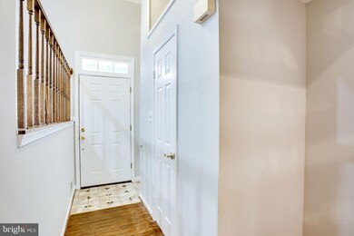 2995 Mission Square Dr, Fairfax, VA 22031 - photo 5