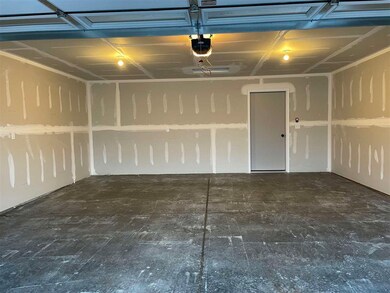 14 Lazy Brook Dr, West Branch, IA 52358 - photo 5