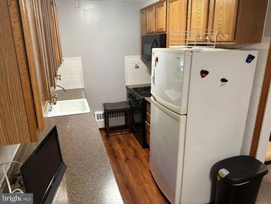 1002 Booker Dr, Capitol Heights, MD 20743 - photo 4