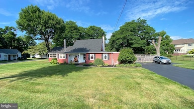 2934 Eagleville Rd, Norristown, PA 19403 - photo 2