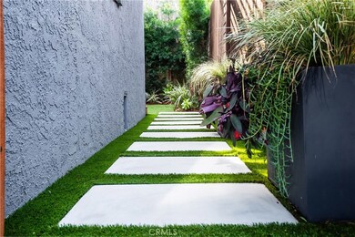 2206 Carnegie Ln unit C, Redondo Beach, CA 90278 - photo 2