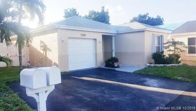 4404 SW 72nd Way, Davie, FL 33314 - photo 2