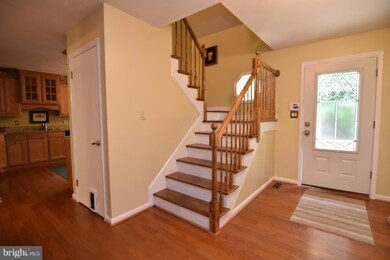 23303 White Elm Ct, California, MD 20619 - photo 2