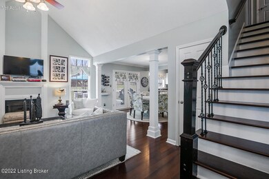 6412 Mossy Oaks Dr, Louisville, KY 40291 - photo 7