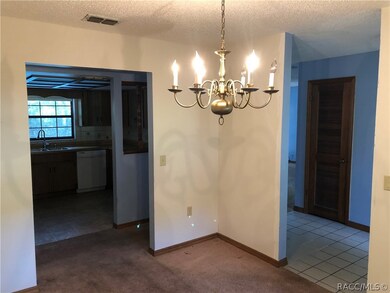 Dining room.