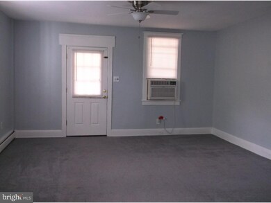 109 Franklin St, Swedesboro, NJ 08085 - photo 2