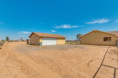 4730 E Colt Dr, Eloy, AZ 85131 - photo 5
