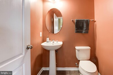 43268 Mitcham Square, Ashburn, VA 20148 - photo 7