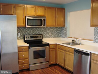 700 Saint Peters Ct, Edgewood, MD 21040 - photo 6