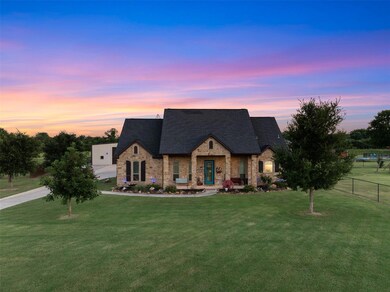 121 Amanda Ln, Springtown, TX 76082 - photo 3