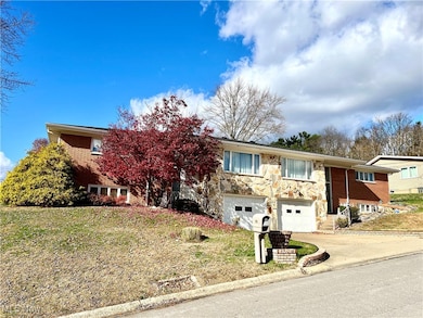 101 Pleasantview Dr, Weirton, WV 26062 - photo 2