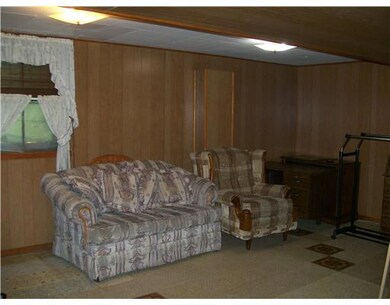 3021 Greeley Ave, Erie, PA 16506 - photo 5