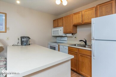 04-Kitchen_MAX2839
