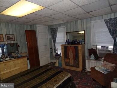 6114 Larchwood Ave, Philadelphia, PA 19143 - photo 7