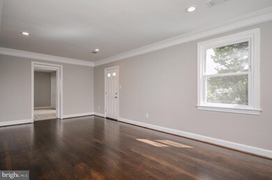 908 Chillum Rd, Hyattsville, MD 20782 - photo 6