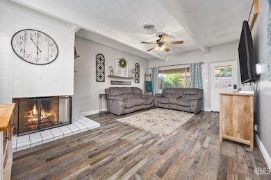 3800 Stockdale Hwy unit 3, Bakersfield, CA 93309 - photo 6