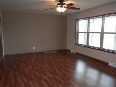 107 Spruce Park Dr, Potosi, WI 53820 - photo 2