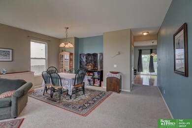 904 Ridgeview St, Papillion, NE 68046 - photo 4