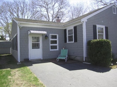 45 Central Park Ct, Falmouth, MA 02540 - photo 4
