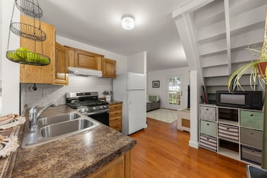 3S582 Tinker Ave, Warrenville, IL 60555 - photo 7