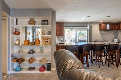 MICHELLE_2521DaytonaAve-6