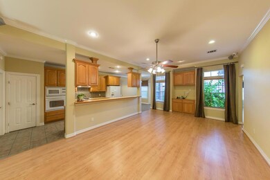 202 Clearview Ave unit B, Friendswood, TX 77546 - photo 7