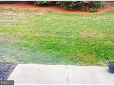 3903 Fox Pointe Ct unit 3903, Glen Mills, PA 19342 - photo 4