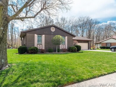 687 Coventry Green, Saint Marys, OH 45885 - photo 2