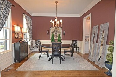 EXQUISITE CHANDELIER, DESIGNER PAINT SELECTION, EX