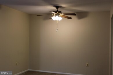 10720 West Dr unit 302, Fairfax, VA 22030 - photo 6
