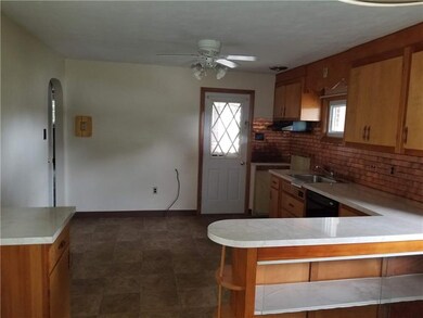 327 Haverford St, Johnstown, PA 15905 - photo 6