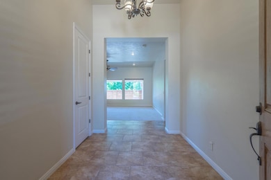 1432 E 2420 S Cir-010