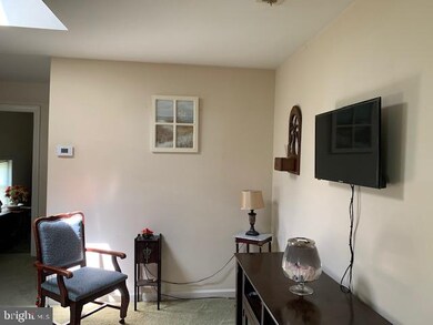 37 W 18th St, Front Royal, VA 22630 - photo 5