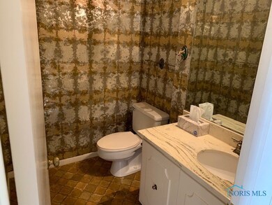 5204 Regency Dr, Toledo, OH 43615 - photo 5