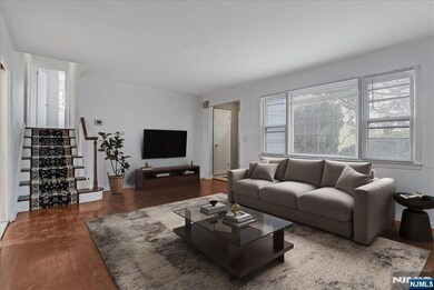 340 Livingston Ave, New Providence, NJ 07974 - photo 4