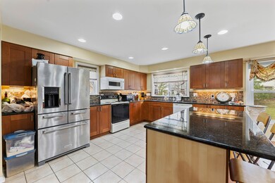 1820 Cambridge Dr, Carpentersville, IL 60110 - photo 7