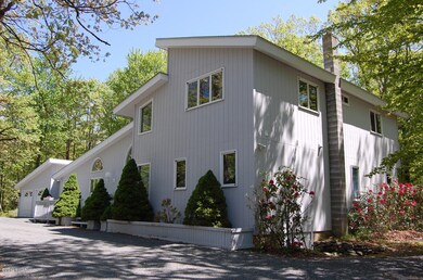 128 Buckboard Ln, Hawley, PA 18428 - photo 4