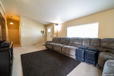 182 9th St, Lyons, OR 97358 - photo 3