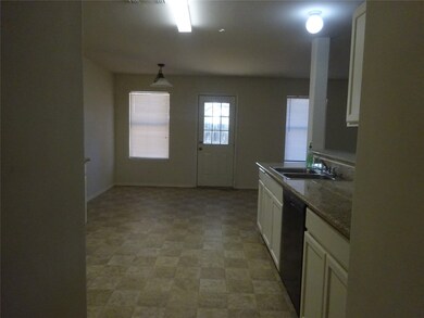 16762 Fallen Timbers Dr, Conroe, TX 77385 - photo 3