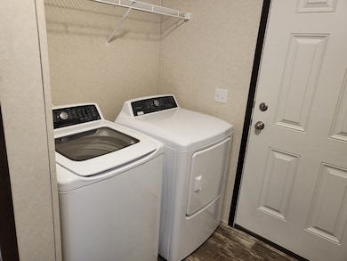 39500 Warren Rd unit 150, Canton, MI 48187 - photo 5