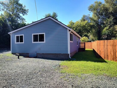 211 1/2 S Washington St, Canyon City, OR 97820 - photo 5
