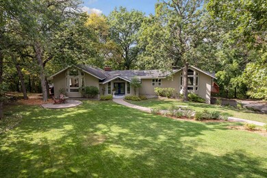 3828 Tonkawood Rd, Minnetonka, MN 55345 - photo 2