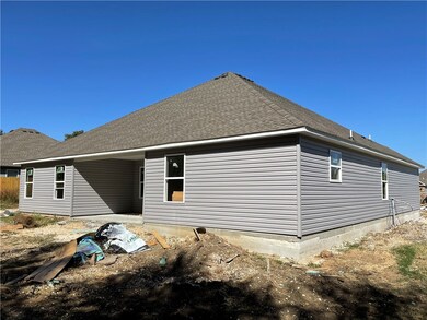 1047 Jessica Leigh St, Elkins, AR 72727 - photo 6